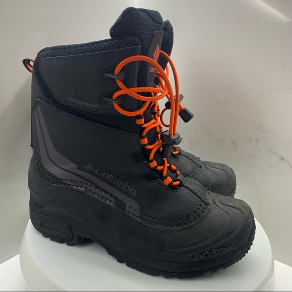 Columbia Shoes - Columbia 200 Grams Size 4 US Womens Snow Boots Black Waterproof